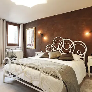 Abatea 2*, Venecia Italia