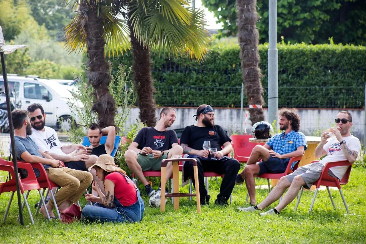 Ostello La Salana Capannori Hostel
