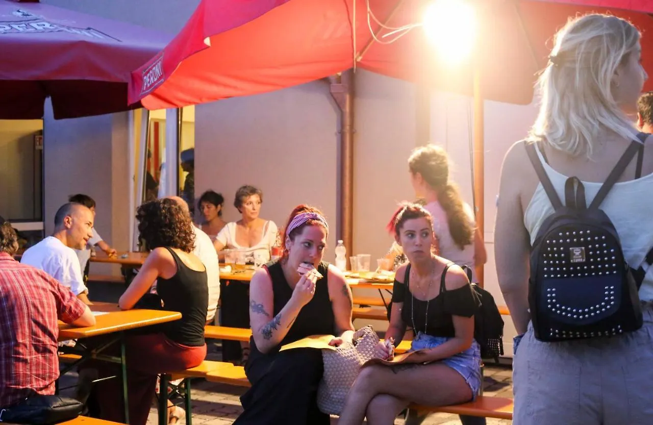 Hostel Ostello La Salana Capannori